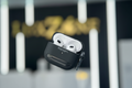 AirPods (3.ª generación) con Estuche de Carga – Audio Inmersivo y Diseño Ergonómico